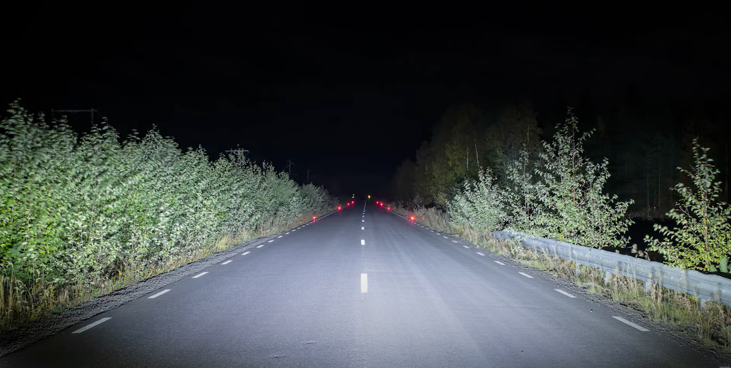 LUXTAR X20 Black Edition 200W <57cm> Utsedd till Bästa LED-rampen