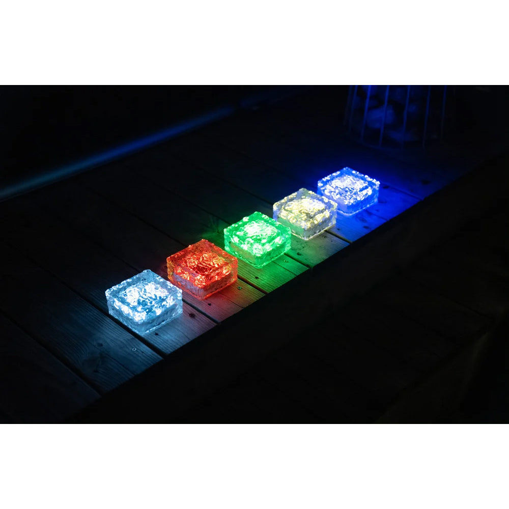 Solcellslampan The Cube