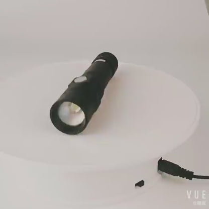 LED Ficklampa - IntensiBeam T6